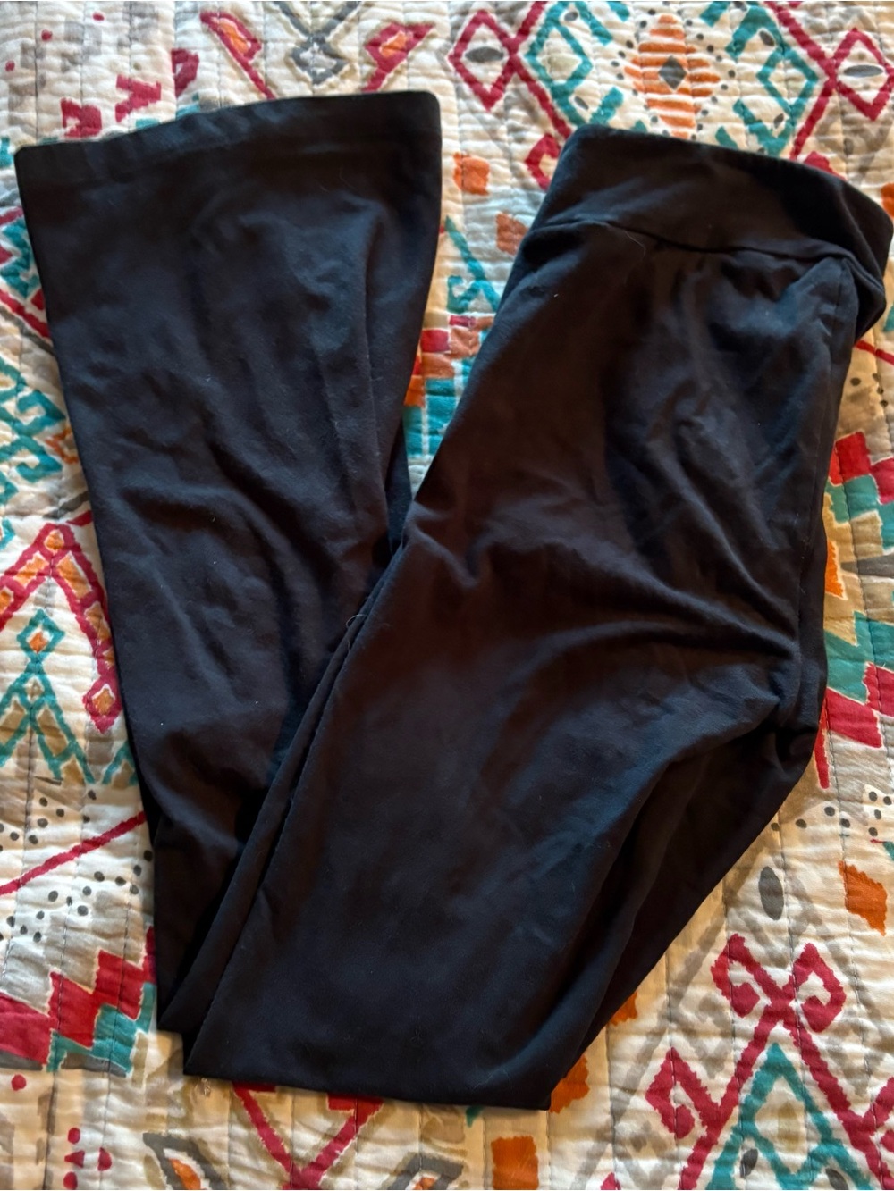 Girl’s Cat & Jack black flare leggings